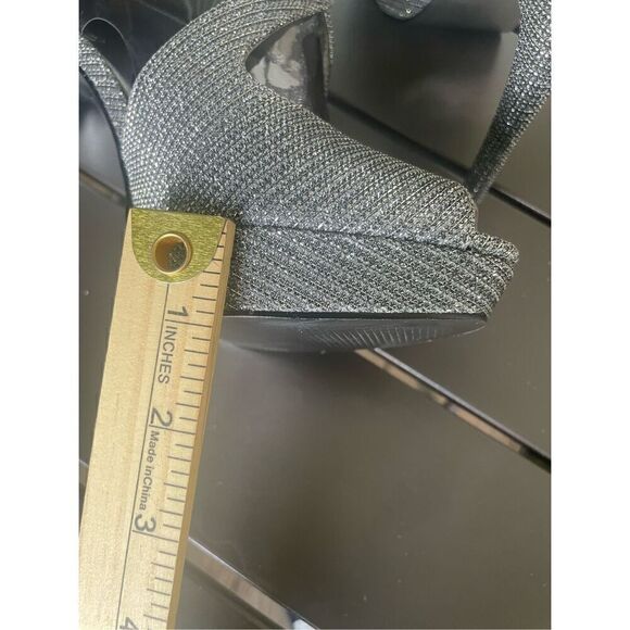 Adrianna Pappel Adrianna Rosalie Pewter Lancelot Platinum Platform Heels Size 8. - Picture 5 of 14